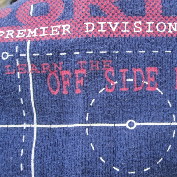 boys hockey sweater size 6/7, small - Picture 6 of 6